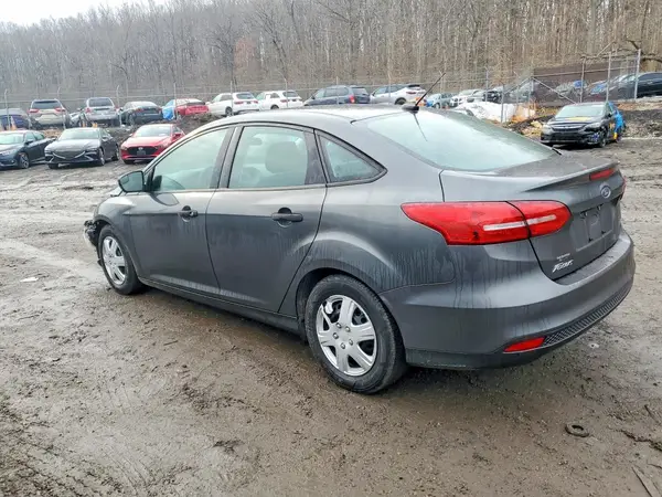 1FADP3E29HL269932 2017 FORD FOCUS - Image 2