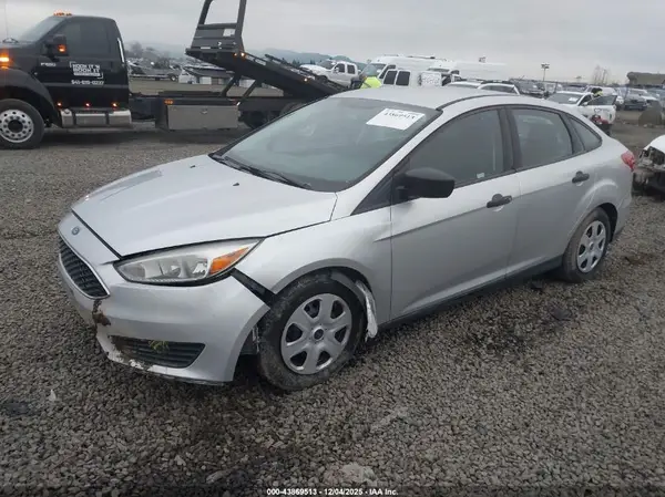 1FADP3E29HL277528 2017 FORD FOCUS - Image 2