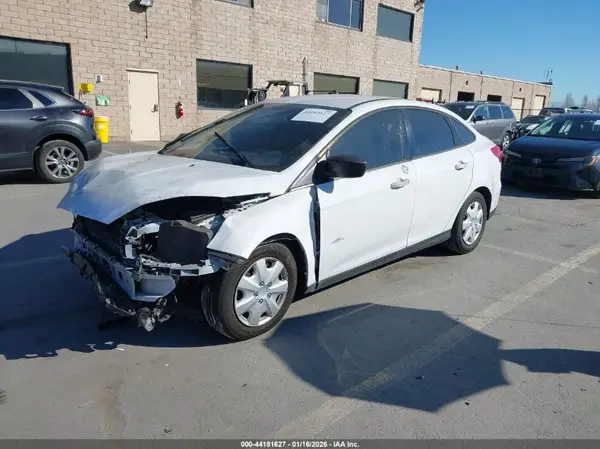 1FADP3E29HL277772 2017 FORD FOCUS - Image 2