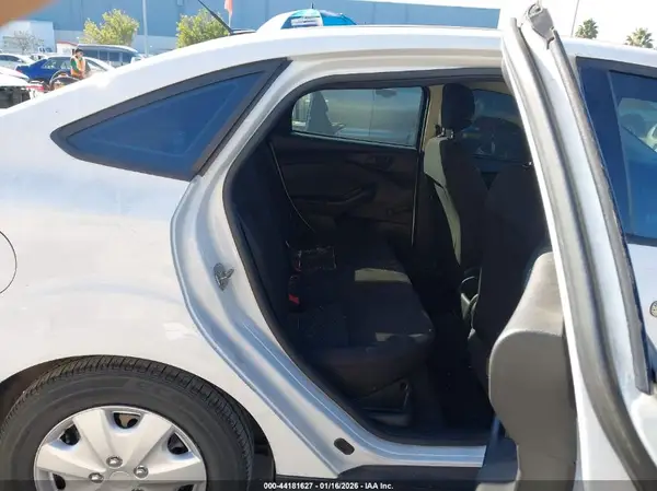 1FADP3E29HL277772 2017 FORD FOCUS - Image 8