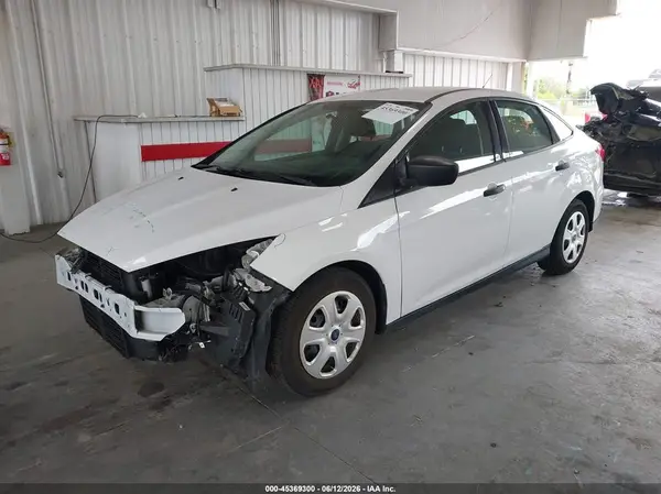 1FADP3E29HL281112 2017 FORD FOCUS - Image 2