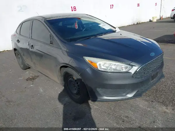 1FADP3E29HL303741 2017 FORD FOCUS - Image 1