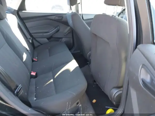 1FADP3E29HL305540 2017 FORD FOCUS - Image 8