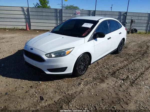 1FADP3E29HL312004 2017 FORD FOCUS - Image 2