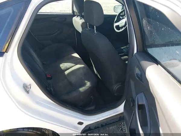 1FADP3E29HL312004 2017 FORD FOCUS - Image 8