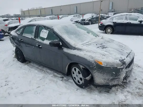 1FADP3E29HL326825 2017 FORD FOCUS - Image 1