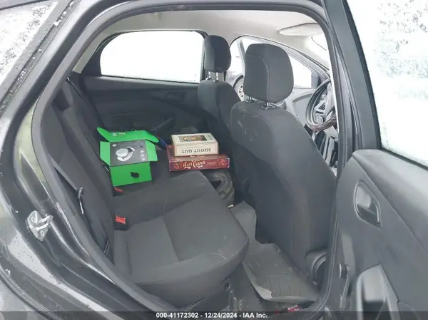 1FADP3E29HL326825 2017 FORD FOCUS - Image 8