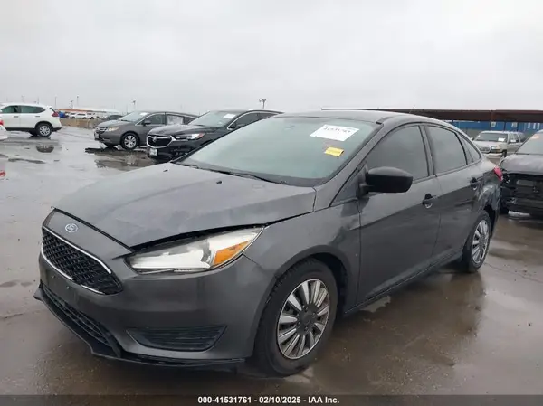 1FADP3E29HL328686 2017 FORD FOCUS - Image 2