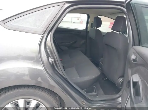 1FADP3E29HL328686 2017 FORD FOCUS - Image 8
