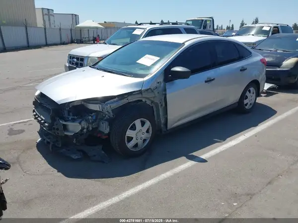 1FADP3E29HL341843 2017 FORD FOCUS - Image 2