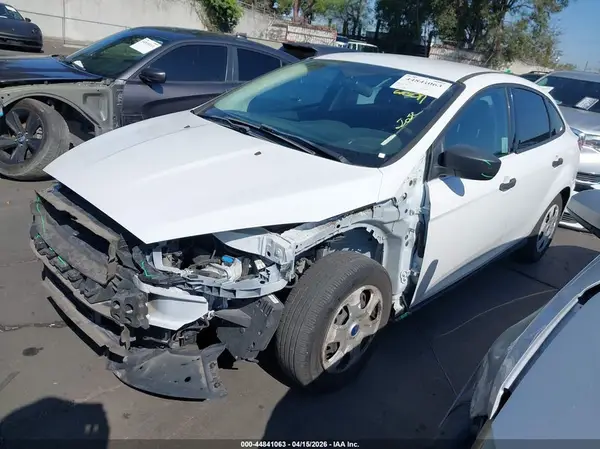 1FADP3E29JL211714 2018 FORD FOCUS - Image 2