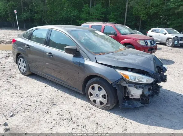 1FADP3E29JL215097 2018 FORD FOCUS - Image 1