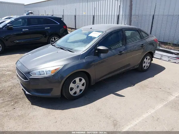 1FADP3E29JL217366 2018 FORD FOCUS - Image 2