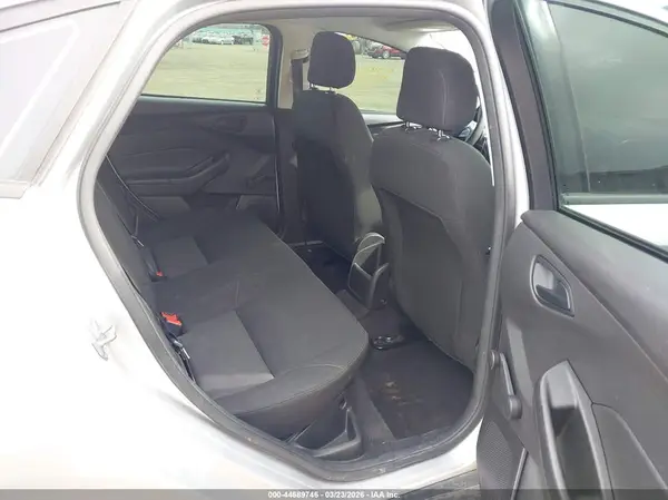 1FADP3E29JL217819 2018 FORD FOCUS - Image 8