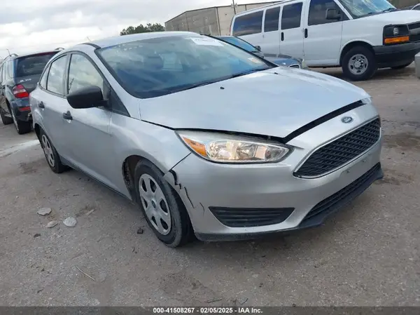 1FADP3E29JL235897 2018 FORD FOCUS - Image 1