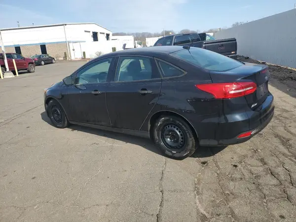 1FADP3E29JL237679 2018 FORD FOCUS - Image 2