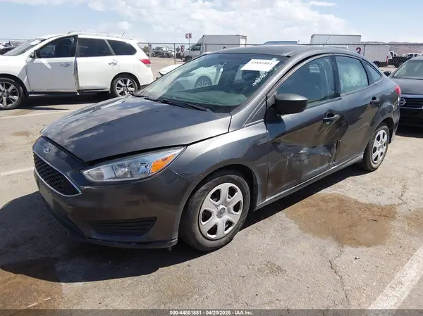 1FADP3E29JL277728 2018 FORD FOCUS - Image 2