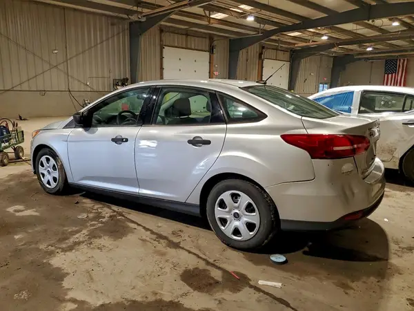 1FADP3E29JL285800 2018 FORD FOCUS - Image 2