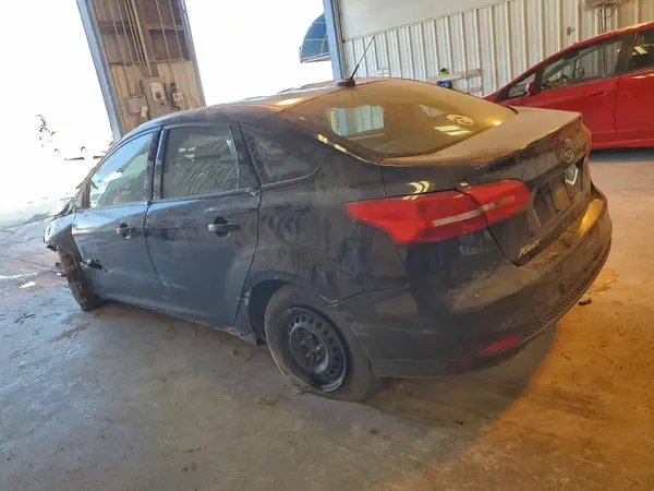 1FADP3E29JL292925 2018 FORD FOCUS - Image 2