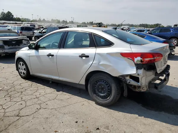 1FADP3E29JL293010 2018 FORD FOCUS - Image 2