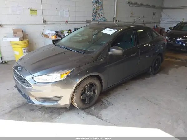1FADP3E29JL293105 2018 FORD FOCUS - Image 2
