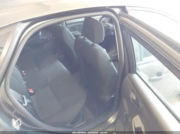 1FADP3E29JL293105 2018 FORD FOCUS - Image 8