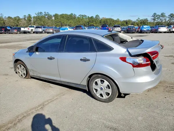 1FADP3E29JL321601 2018 FORD FOCUS - Image 2