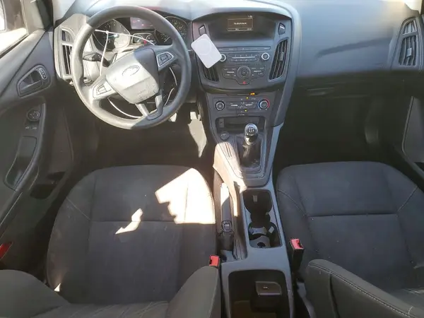 1FADP3E29JL321601 2018 FORD FOCUS - Image 8