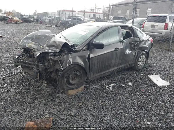 1FADP3E2XGL202318 2016 FORD FOCUS - Image 2