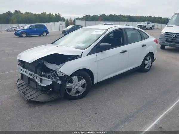 1FADP3E2XGL226070 2016 FORD FOCUS - Image 2
