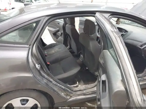 1FADP3E2XGL235755 2016 FORD FOCUS - Image 8