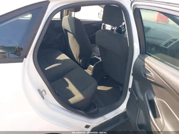 1FADP3E2XGL242513 2016 FORD FOCUS - Image 8