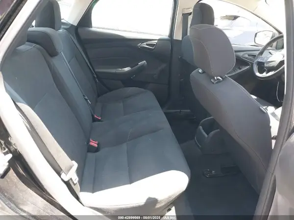 1FADP3E2XGL275964 2016 FORD FOCUS - Image 8