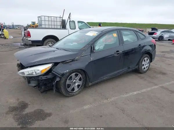 1FADP3E2XGL306419 2016 FORD FOCUS - Image 2