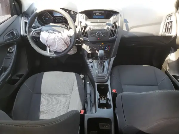 1FADP3E2XGL348816 2016 FORD FOCUS - Image 8