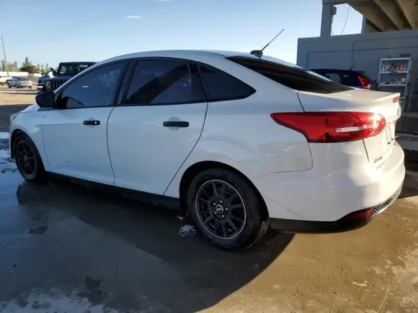 1FADP3E2XGL383663 2016 FORD FOCUS - Image 2