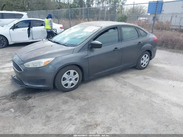 1FADP3E2XGL406651 2016 FORD FOCUS - Image 2