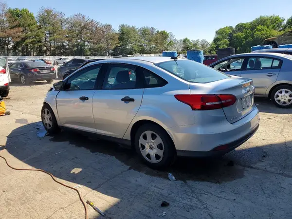 1FADP3E2XHL200893 2017 FORD FOCUS - Image 2