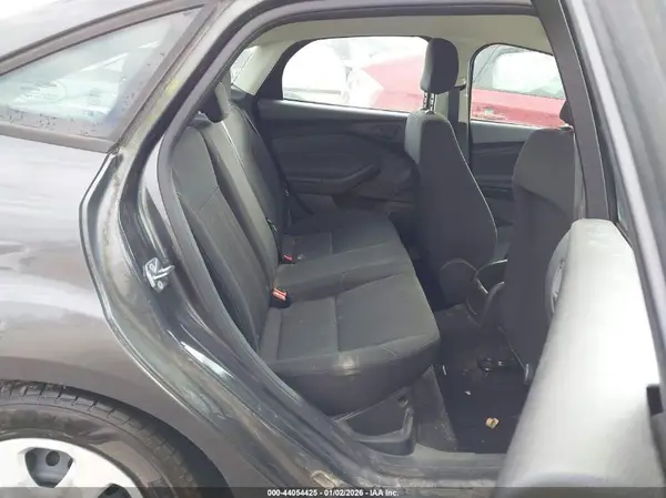 1FADP3E2XHL270040 2017 FORD FOCUS - Image 8