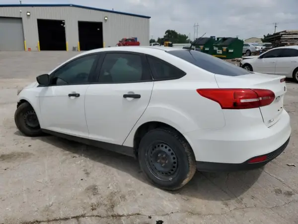 1FADP3E2XHL270734 2017 FORD FOCUS - Image 2