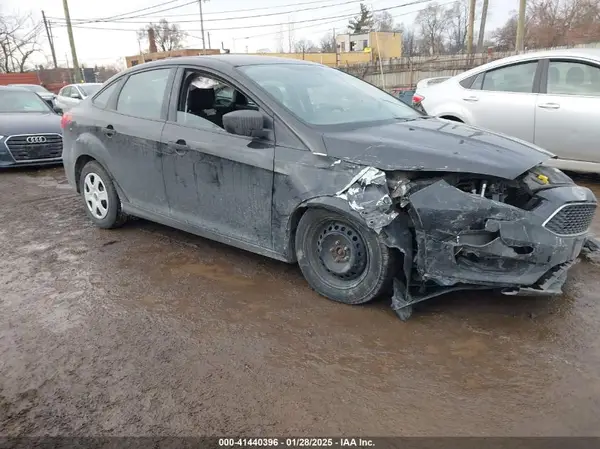 1FADP3E2XHL295195 2017 FORD FOCUS - Image 1