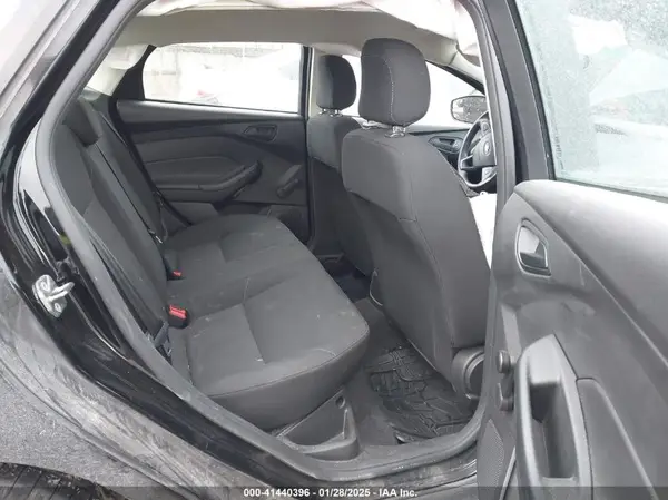 1FADP3E2XHL295195 2017 FORD FOCUS - Image 8