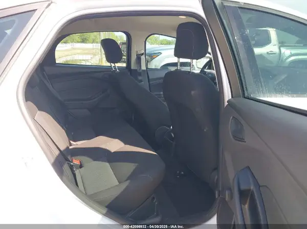 1FADP3E2XHL297786 2017 FORD FOCUS - Image 8