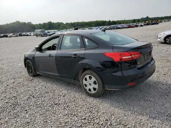 1FADP3E2XHL301979 2017 FORD FOCUS - Image 2