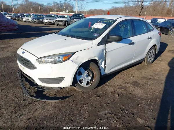 1FADP3E2XHL321942 2017 FORD FOCUS - Image 2