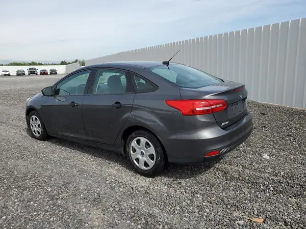 1FADP3E2XHL323044 2017 FORD FOCUS - Image 2