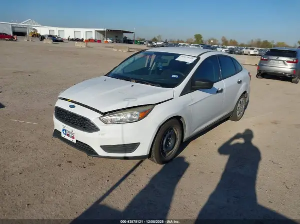 1FADP3E2XHL332441 2017 FORD FOCUS - Image 2