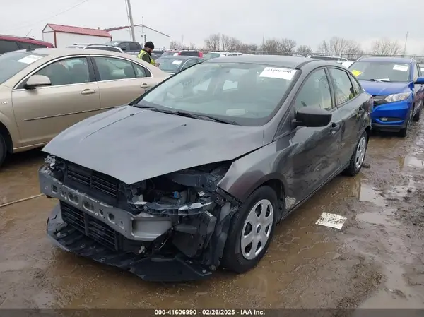 1FADP3E2XHL347019 2017 FORD FOCUS - Image 2