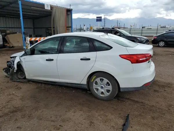 1FADP3E2XJL205291 2018 FORD FOCUS - Image 2