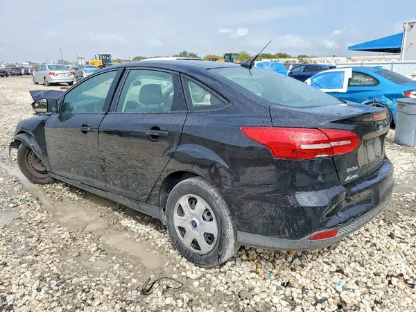 1FADP3E2XJL210653 2018 FORD FOCUS - Image 2